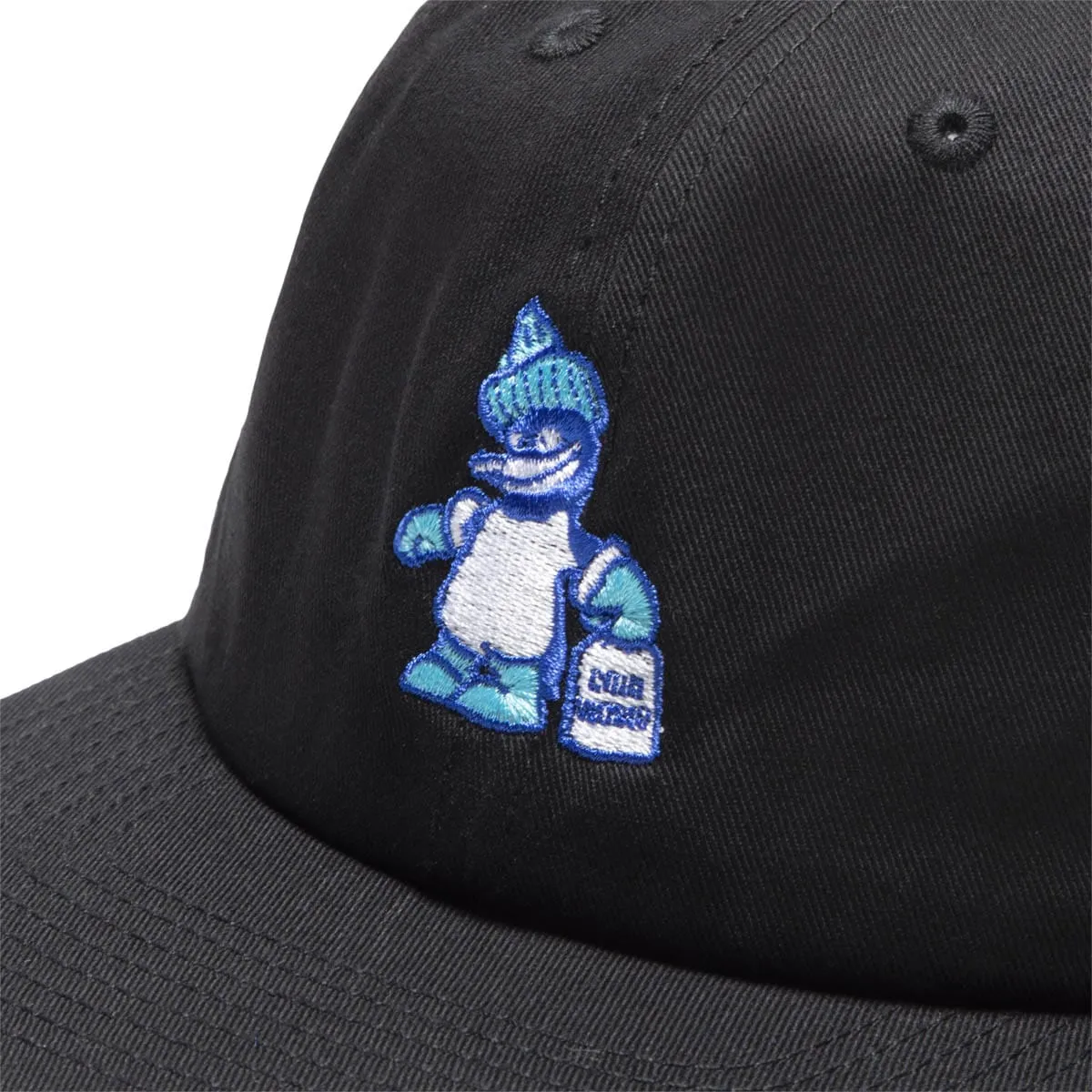 ICE WORLD HAT