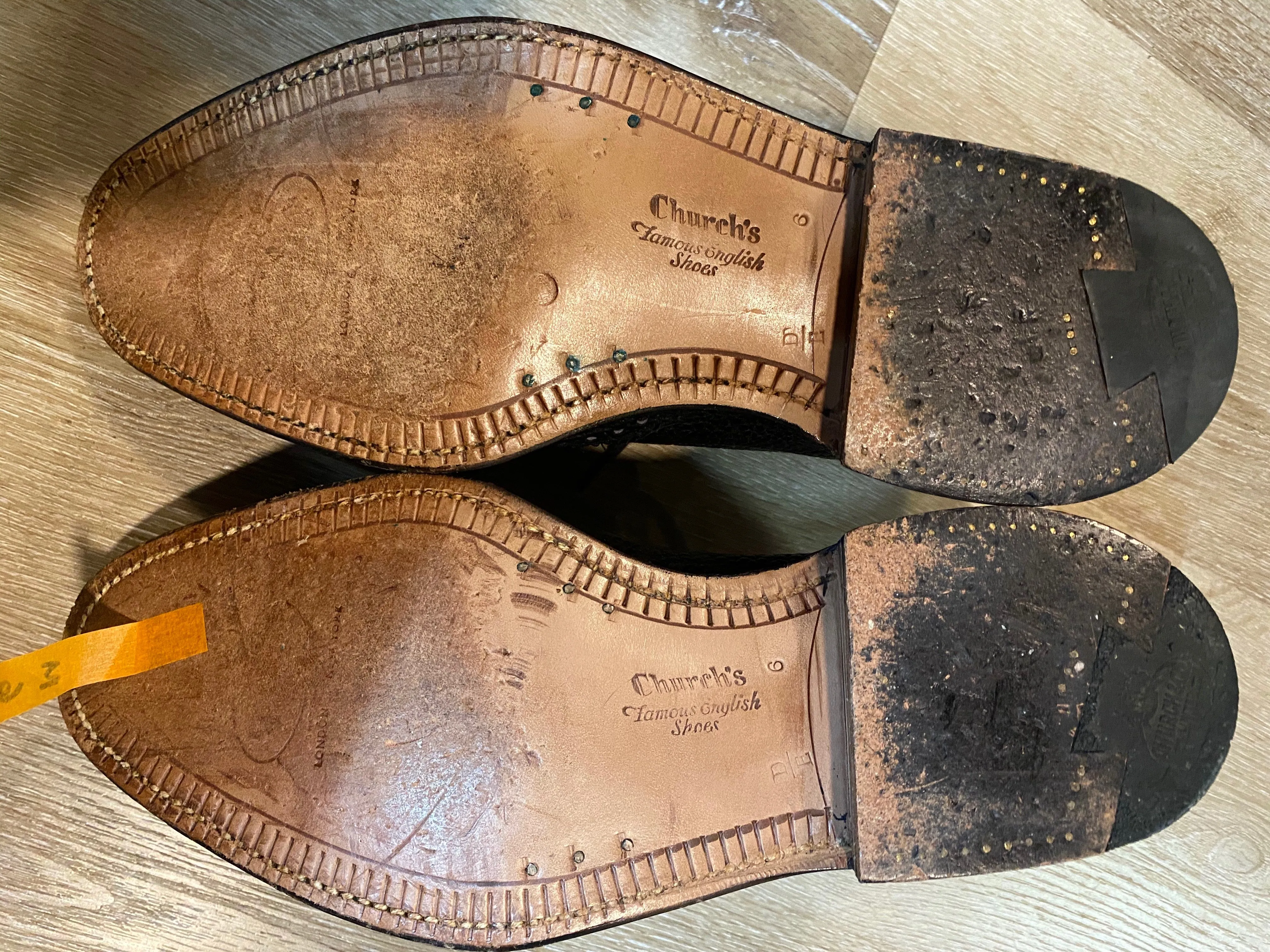 Wingtip Brogue Church's Derby Shoes 6M 38/39 (England) SOLD